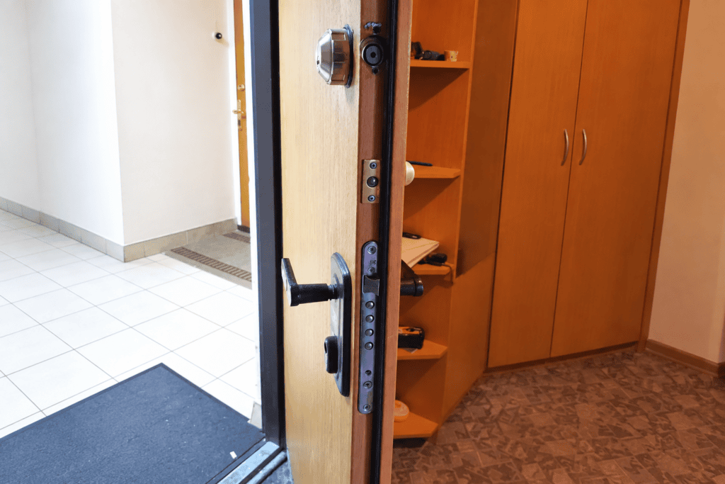 Ремонт замка Superlock